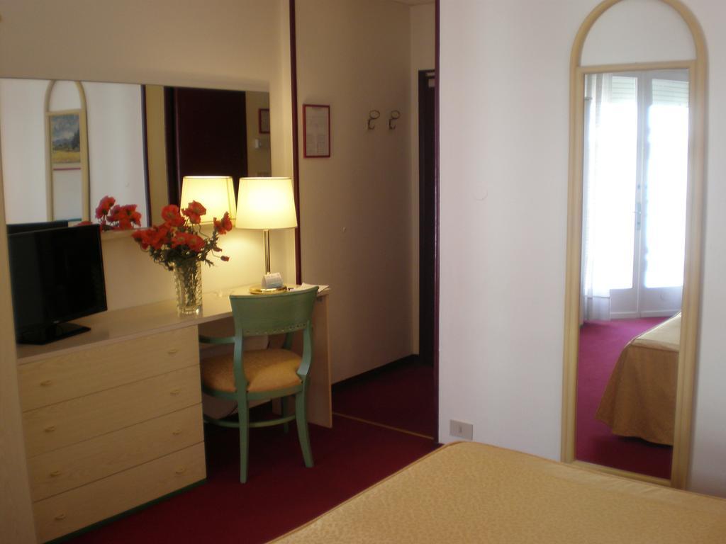 Hotel Majestic Lido di Jesolo Værelse billede
